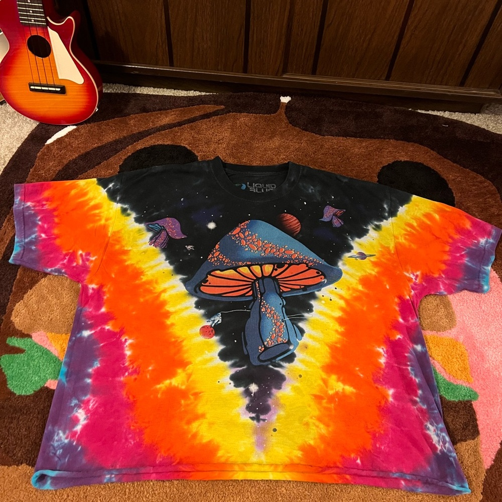 Cropped Liquid Blue Psychedelic Tiedye Shirt